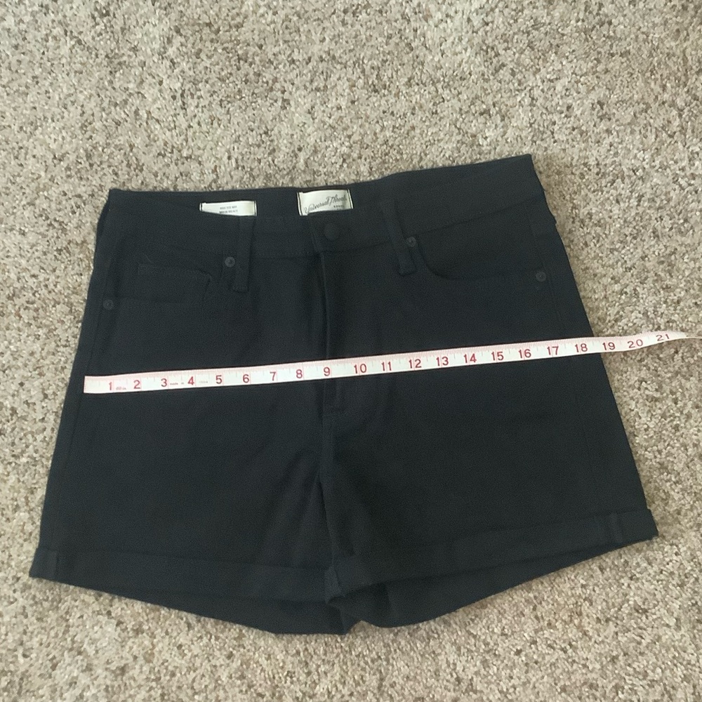 Universal Thread High Rise Midi Shorts - Picture 6 of 7